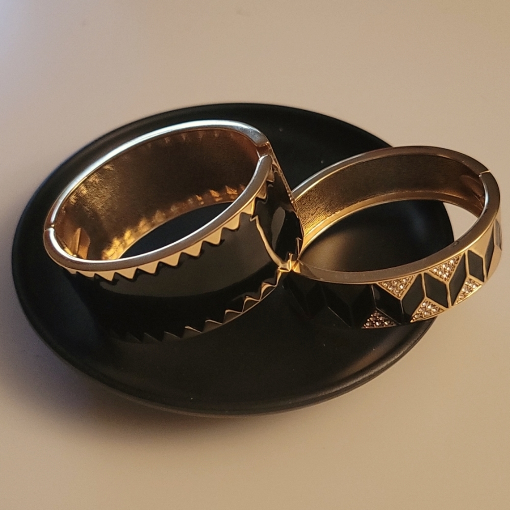 Black and gold enamel bracelets
